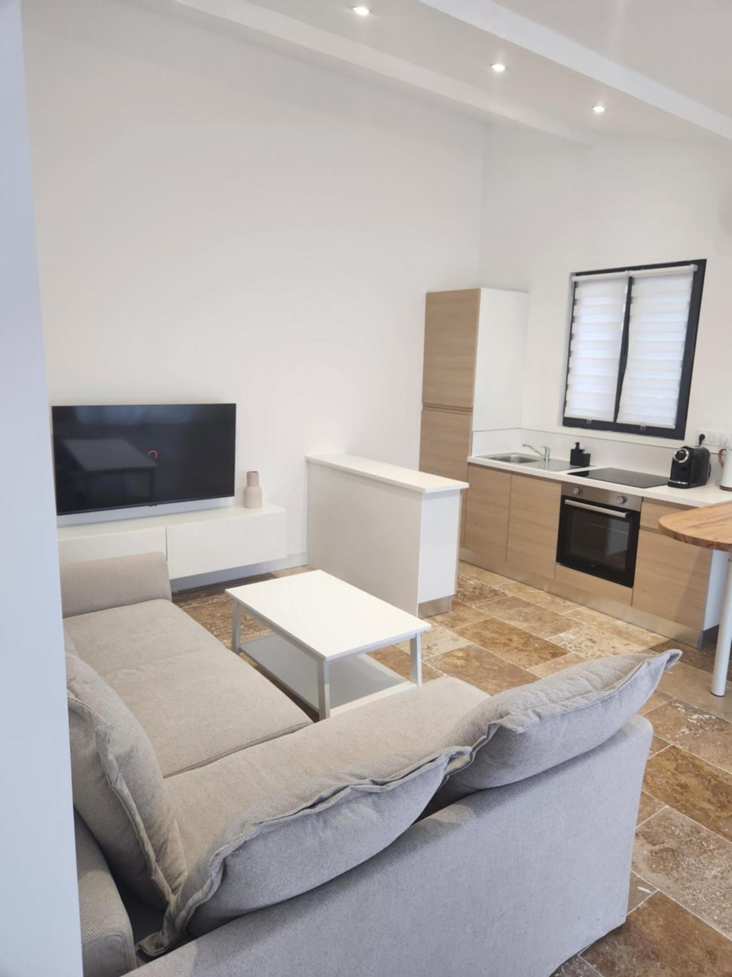 Maison "Cosy" Avec Parking Prive Et Climatisation Nîmes Extérieur photo